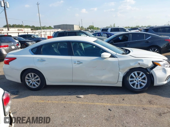 2016 Nissan Altima S z VIN 1N4AL3APXGC236145, wystawiony jako IAAI lot #41883454 z przebiegiem 47 167 mil mil oraz . Historia ofert i sprzedaży dostępna na DreamBid. Obrazek 13.