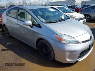 2015 Toyota Prius Four with VIN JTDKN3DU6F0476707, listed as a IAAI auction lot 42010191 with 158,071 mi miles. Bid and sale history available at carsss.com. Image 1.