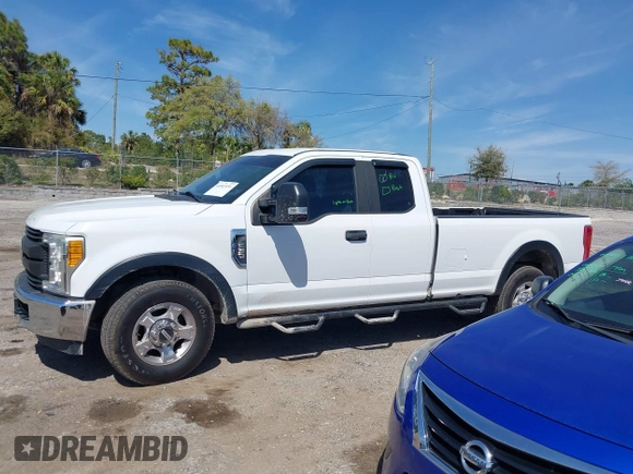 2017 Ford F-250 XLT with VIN 1FT7X2A65HEC84281, listed as a IAAI auction lot 41807451 with 50,208 mi miles and . Bid and sale history available at DreamBid. Image 15.