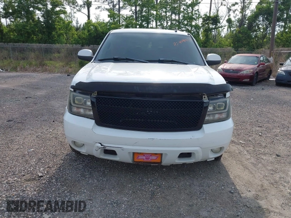 2007 Chevrolet Tahoe LS with VIN 1GNFC13J97R109226, listed as a IAAI auction lot 42304983 with 348,630 mi miles and . Bid and sale history available at DreamBid. Image 6.