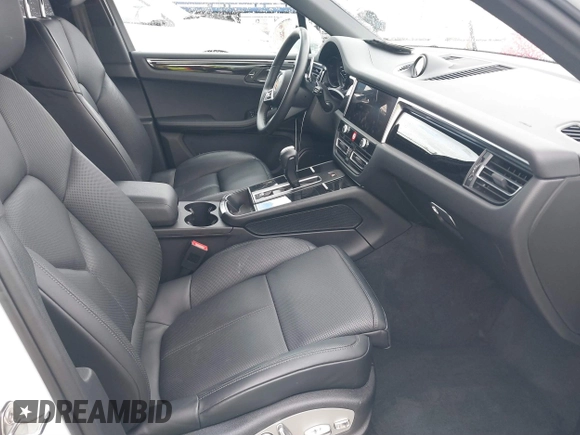 2024 Porsche Macan with VIN WP1AA2A57RLB12571, listed as a IAAI auction lot 41243341 with 4,744 mi miles and . Bid and sale history available at DreamBid. Image 5.