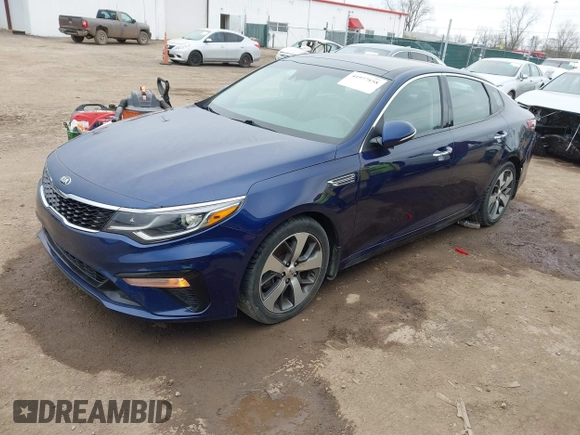 2019 Kia Optima LX with VIN 5XXGT4L38KG304763, listed as a IAAI auction lot 41977858 with 143,569 mi miles. Bid and sale history available at carsss.com. Image 2.