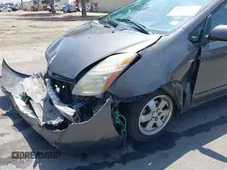 2008 Toyota Prius z VIN JTDKB20U783297554, wystawiony jako IAAI lot #42381512 z przebiegiem 339 180 mil mil oraz . Historia ofert i sprzedaży dostępna na DreamBid. Obrazek 6.