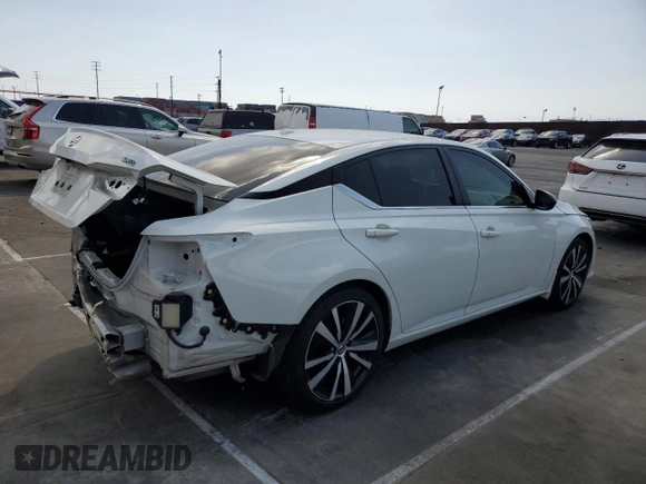 2022 Nissan Altima SR with VIN 1N4BL4CV8NN376184, listed as a Copart auction lot 50741175 with 48,923 mi miles and Salvage Title. Bid and sale history available at DreamBid. Image 3.