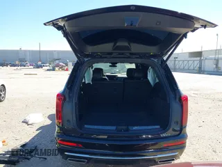 2023 Cadillac XT6 FWD Luxury with VIN 1GYKPAR44PZ114020, listed as a IAAI auction lot 41669115 with 110,305 mi miles. Bid and sale history available at carsss.com. Image 18.