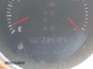 2005 Lexus ES 350 z VIN JTHBA30G555112225, wystawiony jako IAAI lot #42401927 z przebiegiem 234 189 mil mil oraz . Historia ofert i sprzedaży dostępna na DreamBid. Obrazek 7.