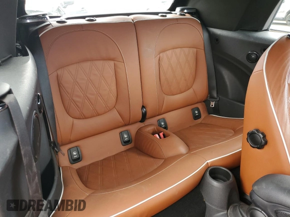 2017 MINI Convertible Cooper S с VIN WMWWG9C5XH3C80635, выставлен на аукционе Copart как лот 56167715 с пробегом 79 485 миль миль и Списание • Salvage title. История ставок и продаж доступна на DreamBid. Изображение 10.