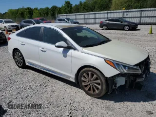 2015 Hyundai Sonata Limited with VIN 5NPE34AF7FH101524, listed as a Copart auction lot 52241465 with 136,586 mi miles and Salvage Title. Bid and sale history available at DreamBid. Image 4.