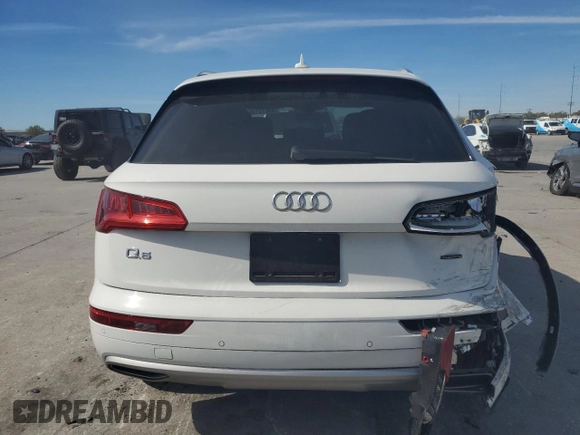 2020 Audi Q5 Premium z VIN WA1ANAFY9L2113778, wystawiony jako Copart lot #49013155 z przebiegiem 105 812 mil mil oraz Szkoda całkowita • Salvage title. Historia ofert i sprzedaży dostępna na DreamBid. Obrazek 6.