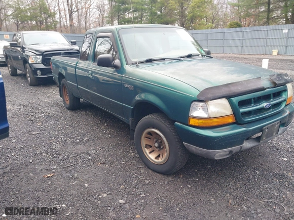 1999 Ford Ranger XL with VIN 1FTYR14V7XTA65621, listed as a IAAI auction lot 41824018 with 159,931 mi miles. Bid and sale history available at carsss.com. Image 1.