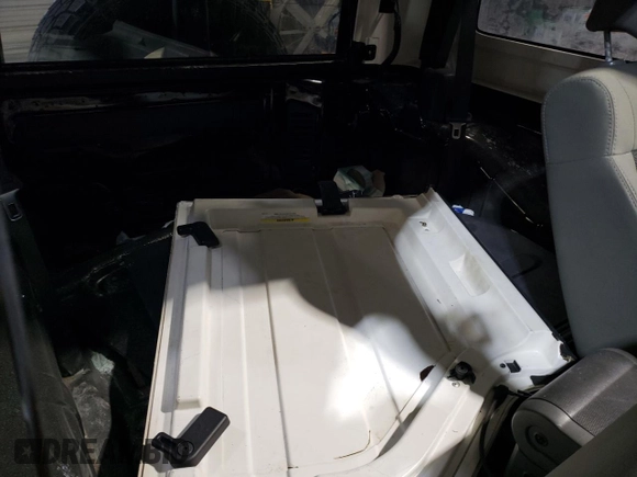 2008 Jeep Wrangler X with VIN 1J4FA24168L618711, listed as a Copart auction lot 48112525 with Not Provided miles and Salvage Title. Bid and sale history available at DreamBid. Image 12.