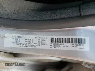 2015 Chrysler 200 Limited z VIN 1C3CCCAB9FN663895, wystawiony jako Copart lot #57824545 z przebiegiem 155 010 mil mil oraz Szkoda całkowita • Salvage title. Historia ofert i sprzedaży dostępna na DreamBid. Obrazek 12.