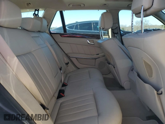 2014 Mercedes-Benz E 350 Luxury with VIN WDDHH8JB8EA820828, listed as a Copart auction lot 48151645 with 188,032 mi miles and Salvage Title. Bid and sale history available at DreamBid. Image 11.