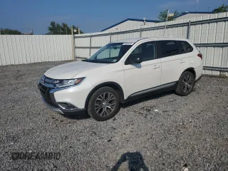 2018 Mitsubishi Outlander ES with VIN JA4AD2A33JZ033031, listed as a Copart auction lot 64645535 with 101,414 mi miles and Salvage title. Bid and sale history available at DreamBid. Image 1.
