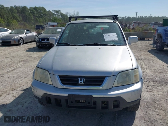 2001 Honda CR-V SE with VIN JHLRD187X1C031780, listed as a IAAI auction lot 41843270 with 220,901 mi miles. Bid and sale history available at carsss.com. Image 6.