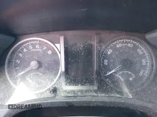 2021 Toyota Tacoma SR5 с VIN 3TMAZ5CN5MM148579, выставлен на аукционе IAAI как лот 42827117 с пробегом Не указан миль и . История ставок и продаж доступна на DreamBid. Изображение 7.