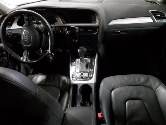 2014 Audi A4 Premium с VIN WAUBFAFL3EA044135, выставлен на аукционе Copart как лот 44060925 с пробегом Не указан миль и Списание • Salvage title. История ставок и продаж доступна на DreamBid. Изображение 8.