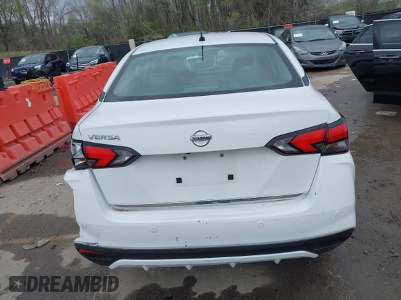 2020 Nissan Versa S with VIN 3N1CN8DV2LL807214, listed as a IAAI auction lot 41911652 with 85,885 mi miles. Bid and sale history available at carsss.com. Image 16.