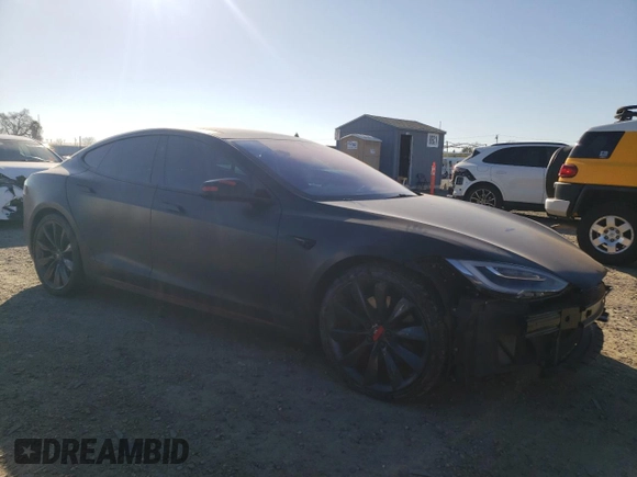 2017 Tesla Model S 100D with VIN 5YJSA1E22HF192735, listed as a Copart auction lot 88709355 with 100,039 mi miles and Salvage Title. Bid and sale history available at carsss.com. Image 4.