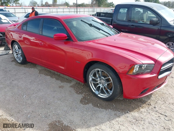2011 Dodge Charger RT Plus with VIN 2B3CL5CT3BH512648, listed as a IAAI auction lot 41273976 with 185,560 mi miles. Bid and sale history available at carsss.com. Image 1.