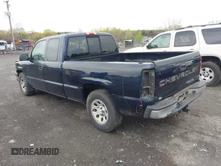 2006 Chevrolet Silverado 1500 Work Truck with VIN 1GCEC19X86Z156259, listed as a IAAI auction lot 42029362 with 188,394 mi miles. Bid and sale history available at carsss.com. Image 3.