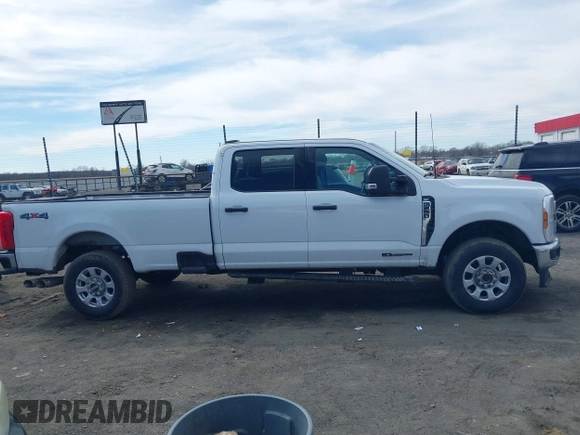 2024 Ford Super Duty F-250 SRW XL with VIN 1FT7W2BT8RED03723, listed as a IAAI auction lot 41623084 with 52,249 mi miles. Bid and sale history available at carsss.com. Image 13.