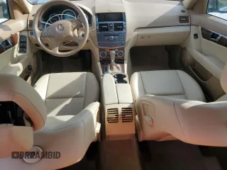 2008 Mercedes-Benz C 300 Sport с VIN WDDGF54X98F052663, выставлен на аукционе Copart как лот 60265725 с пробегом 82 912 миль миль и Списание • Salvage title. История ставок и продаж доступна на DreamBid. Изображение 8.