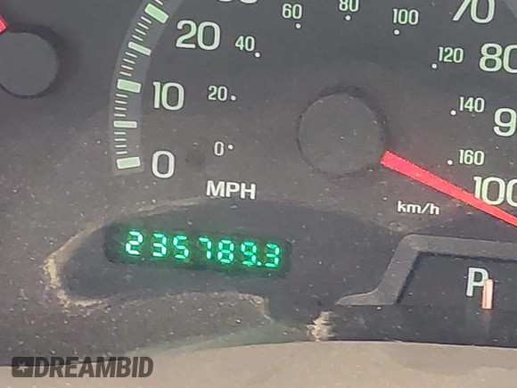 2001 Ford Expedition Eddie Bauer with VIN 1FMPU18L81LB14153, listed as a IAAI auction lot 42348363 with 235,789 mi miles and . Bid and sale history available at DreamBid. Image 15.