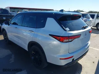 2023 Mitsubishi Outlander SEL with VIN JA4J3VA89PZ010619, listed as a IAAI auction lot 41414276 with 23,016 mi miles. Bid and sale history available at carsss.com. Image 3.