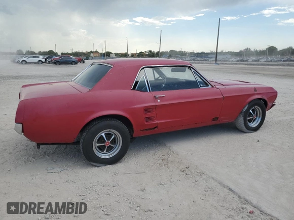 1967 Ford Mustang z VIN 7T01C150011, wystawiony jako Copart lot #60396915 z przebiegiem 69 476 mil mil oraz Czysty tytuł • Clean title. Historia ofert i sprzedaży dostępna na DreamBid. Obrazek 3.