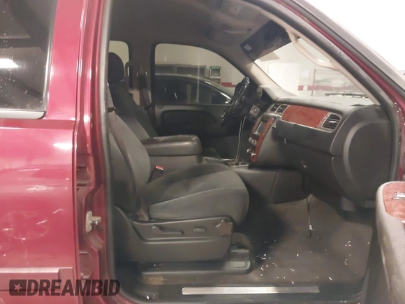 2008 Chevrolet Tahoe LTZ with VIN 1GNFK130X8J135442, listed as a IAAI auction lot 41636838 with 300,602 mi miles and . Bid and sale history available at DreamBid. Image 5.