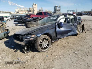 2022 Genesis G70 3.3T z VIN KMTG54TE7NU082003, wystawiony jako Copart lot #49266325 z przebiegiem Nie podano mil oraz Szkoda całkowita • Salvage title. Historia ofert i sprzedaży dostępna na DreamBid. Obrazek 1.