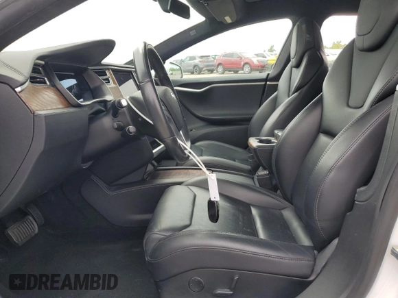 2018 Tesla Model S 75D z VIN 5YJSA1E27JF247900, wystawiony jako Copart lot #52014375 z przebiegiem 106 670 mil mil oraz Szkoda całkowita • Salvage title. Historia ofert i sprzedaży dostępna na DreamBid. Obrazek 7.