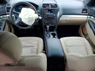 2016 Ford Explorer z VIN 1FM5K7B82GGB40530, wystawiony jako Copart lot #55830265 z przebiegiem 86 859 mil mil oraz Szkoda całkowita • Salvage title. Historia ofert i sprzedaży dostępna na DreamBid. Obrazek 8.