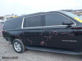 2016 Chevrolet Suburban LT with VIN 1GNSKHKCXGR478707, listed as a IAAI auction lot 41183747 with 157,893 mi miles. Bid and sale history available at carsss.com. Image 13.