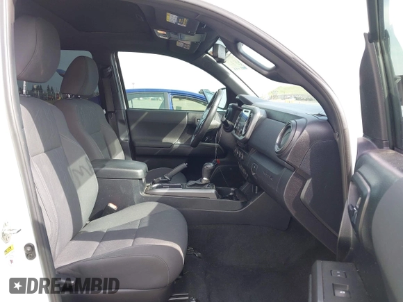 2017 Toyota Tacoma SR5 with VIN 3TMDZ5BN9HM029700, listed as a IAAI auction lot 42034375 with 86,907 mi miles. Bid and sale history available at carsss.com. Image 5.