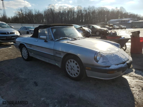 1986 Alfa Romeo Alfa Romeo Veloce with VIN ZARBA5419G1040612, listed as a Copart auction lot 42347965 with 84,485 mi miles and Clean Title. Bid and sale history available at carsss.com. Image 4.