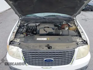 2004 Ford Expedition Special Service с VIN 1FMPU16L64LB14255, выставлен на аукционе IAAI как лот 42234555 с пробегом 172 388 миль миль и . История ставок и продаж доступна на DreamBid. Изображение 10.