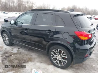 2018 Mitsubishi Outlander SEL z VIN JA4AR4AW3JU003581, wystawiony jako IAAI lot #41649517 z przebiegiem 133 160 mil mil oraz . Historia ofert i sprzedaży dostępna na DreamBid. Obrazek 3.