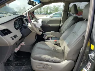 2011 Toyota Sienna XLE AAS with VIN 5TDYK3DC7BS027036, listed as a Copart auction lot 54092325 with 126,909 mi miles and Salvage Title. Bid and sale history available at carsss.com. Image 7.