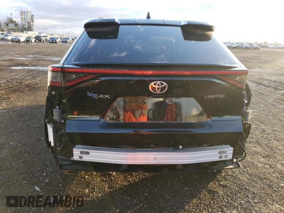 2023 Toyota bZ4X XLE z VIN JTMAAAAA9PA001408, wystawiony jako Copart lot #81972433 z przebiegiem 10 917 mil mil oraz . Historia ofert i sprzedaży dostępna na DreamBid. Obrazek 6.