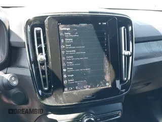 2023 Volvo XC40 Ultimate с VIN YV4ED3UM9P2004004, выставлен на аукционе IAAI как лот 42518982 с пробегом 33 775 миль миль и . История ставок и продаж доступна на DreamBid. Изображение 18.