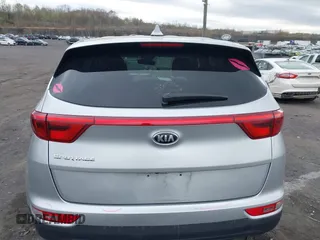 2018 Kia Sportage LX with VIN KNDPMCAC4J7437926, listed as a IAAI auction lot 41968696 with 139,304 mi miles. Bid and sale history available at carsss.com. Image 16.
