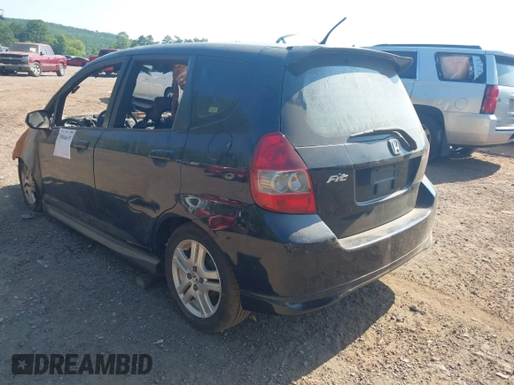 2007 Honda Fit Sport with VIN JHMGD37697S007377, listed as a IAAI auction lot 39046655 with Not provided miles and . Bid and sale history available at DreamBid. Image 3.