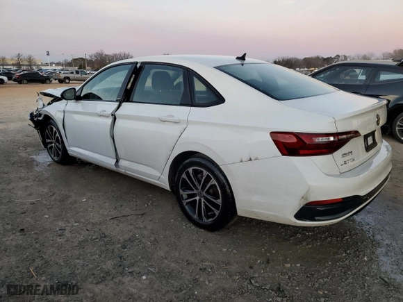 2024 Volkswagen Jetta Sport with VIN 3VWBM7BU2RM091558, listed as a Copart auction lot 45467805 with 10,595 mi miles and Salvage Title. Bid and sale history available at carsss.com. Image 2.