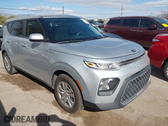2021 Kia Soul LX with VIN KNDJ23AU5M7779829, listed as a IAAI auction lot 41557514 with 54,623 mi miles. Bid and sale history available at carsss.com. Image 1.