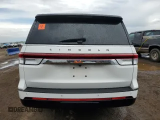 2022 Lincoln Navigator Black Label z VIN 5LMJJ3TT5NEL12844, wystawiony jako Copart lot #58589635 z przebiegiem Nie podano mil oraz Szkoda całkowita • Salvage title. Historia ofert i sprzedaży dostępna na DreamBid. Obrazek 6.