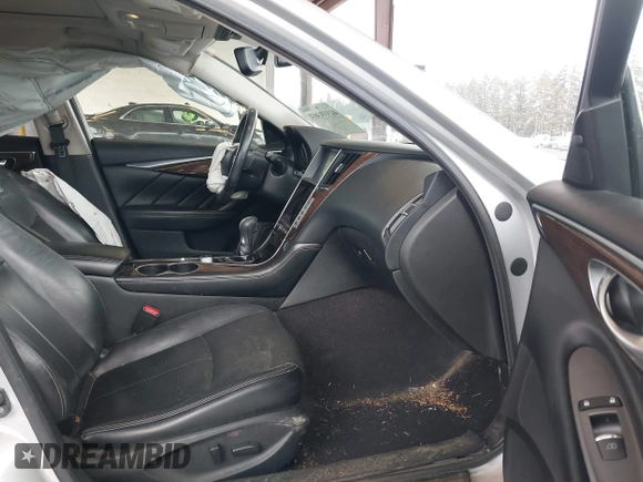 2014 Infiniti Q50 Sport with VIN JN1BV7APXEM670849, listed as a IAAI auction lot 41939363 with 124,766 mi miles and . Bid and sale history available at DreamBid. Image 5.