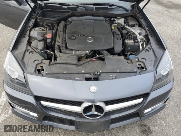 2012 Mercedes-Benz SLK 350 z VIN WDDPK5HA9CF024663, wystawiony jako Copart lot #44438745 z przebiegiem 118 331 mil mil oraz Szkoda całkowita • Salvage title. Historia ofert i sprzedaży dostępna na DreamBid. Obrazek 13.