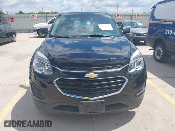 2017 Chevrolet Equinox LS z VIN 2GNALBEK0H1565213, wystawiony jako IAAI lot #40280303 z przebiegiem 55 543 mil mil oraz . Historia ofert i sprzedaży dostępna na DreamBid. Obrazek 12.
